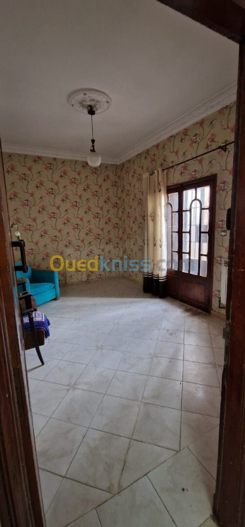 Location Niveau De Villa F5 Oran Bir el djir