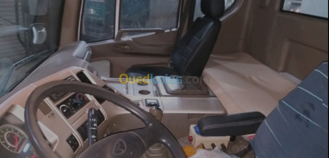 Daewoo  225 ps Camion béton suce 2017