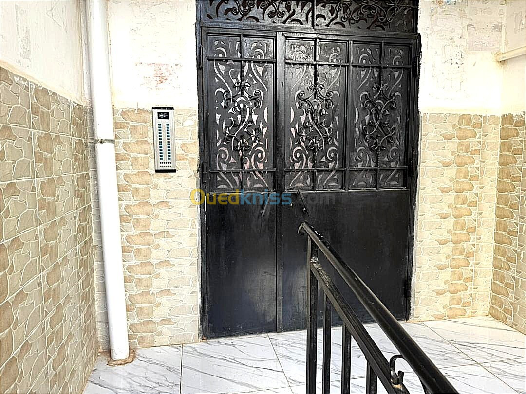 Location Appartement F3 Alger Souidania