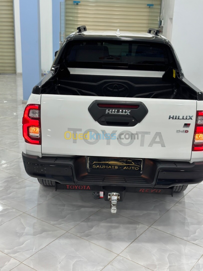 Toyota Hilux 2023 GR