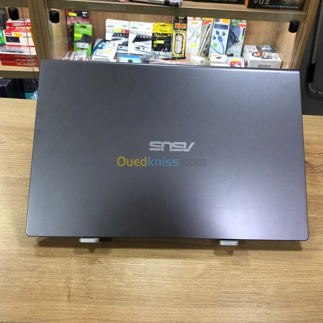 ASUS X415 I5 1135G7 8GB 256SSD MX 330 2GB 14" 