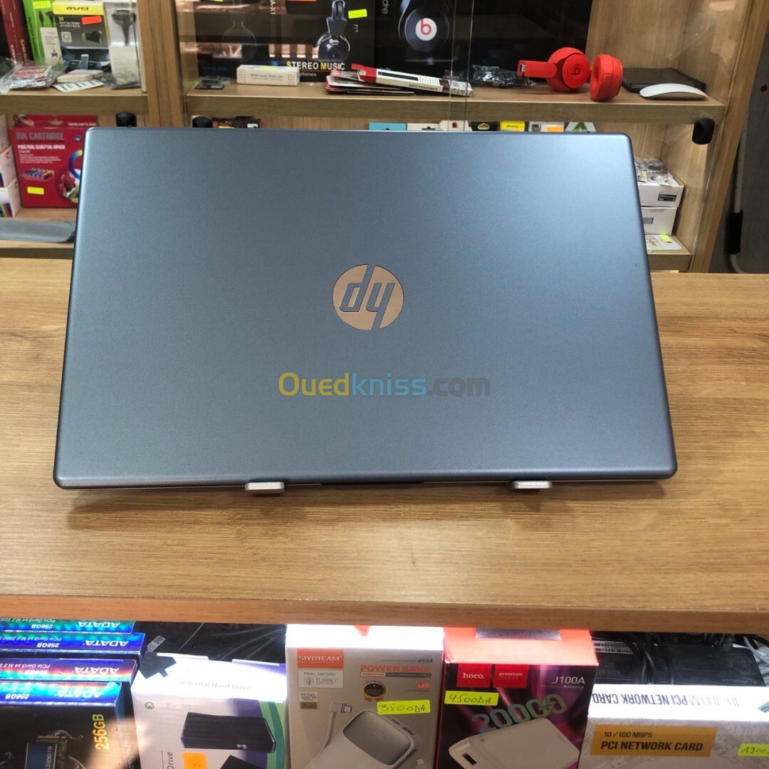 HP 15 I5 13TH 8GB 256SSD 15.6"