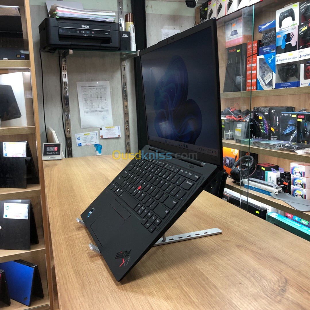 LENOVO THINKPAD X1 CARBON I7 12TH 16GB 1TB SSD 14" TACTILE 