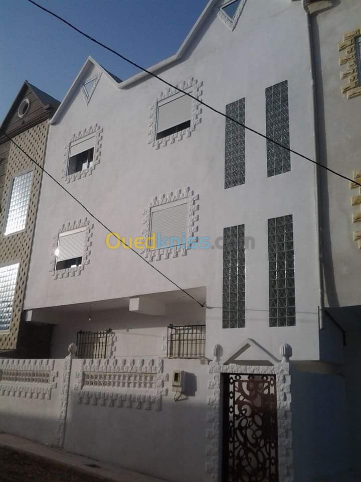 Location vacances Niveau De Villa F3 Skikda El marsa