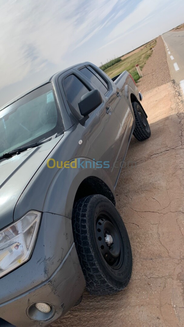 Nissan Navara 2011 Elegance 4x4