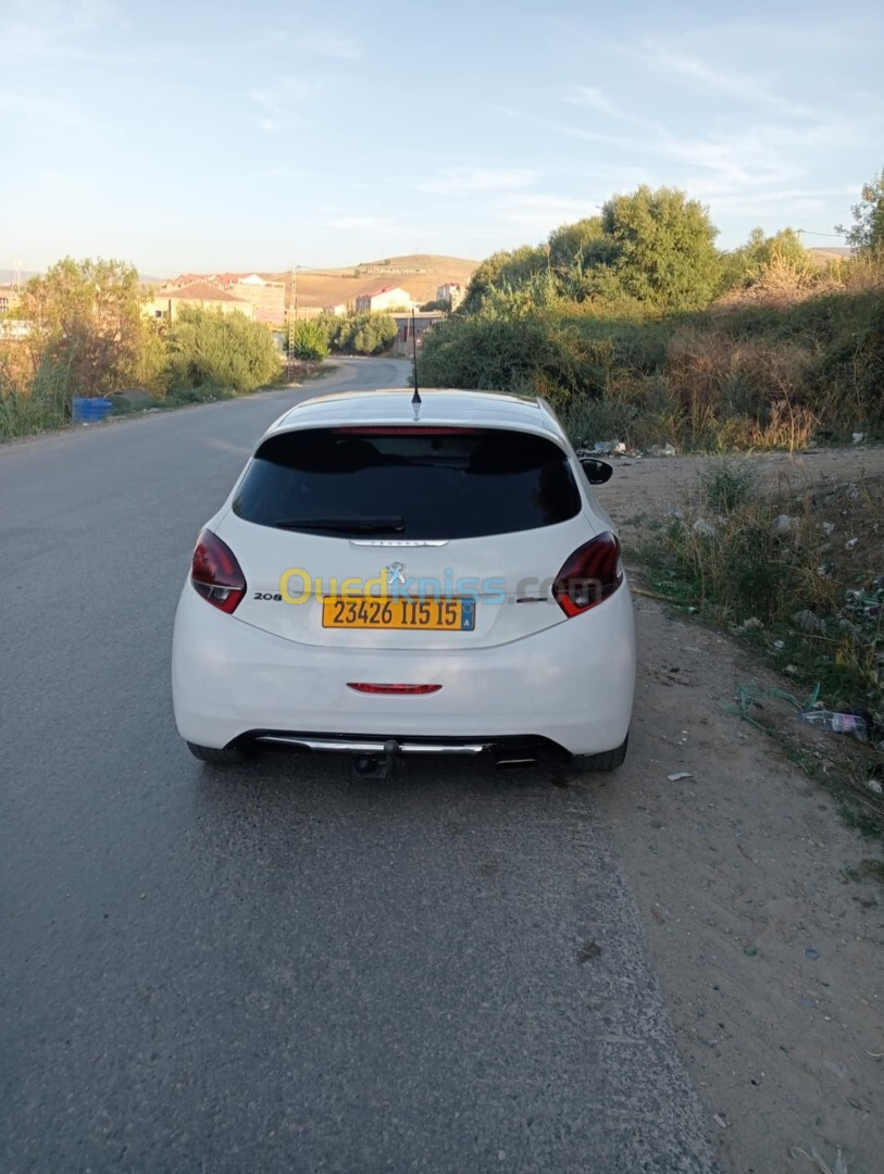 Peugeot 208 2015 Allure