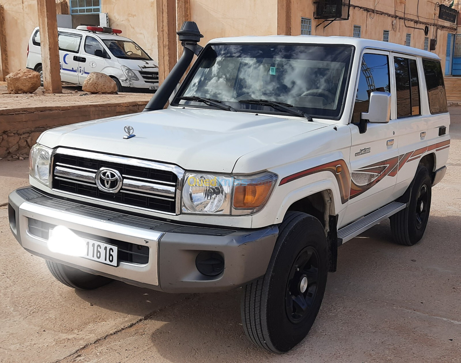 Toyota Kojilla 2016 Land cruiser