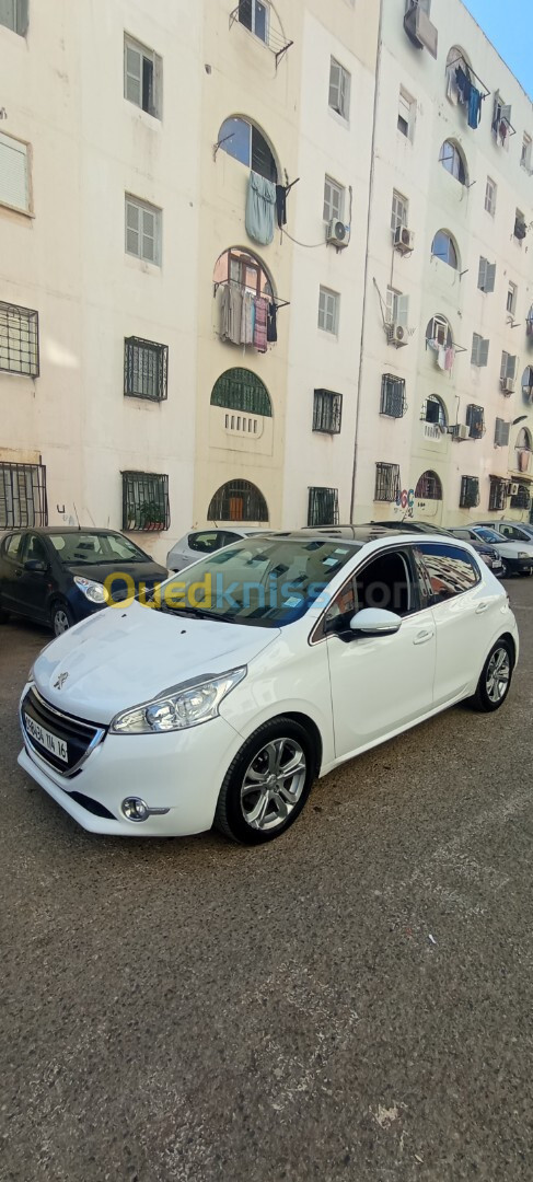 Peugeot 208 2014 Allure