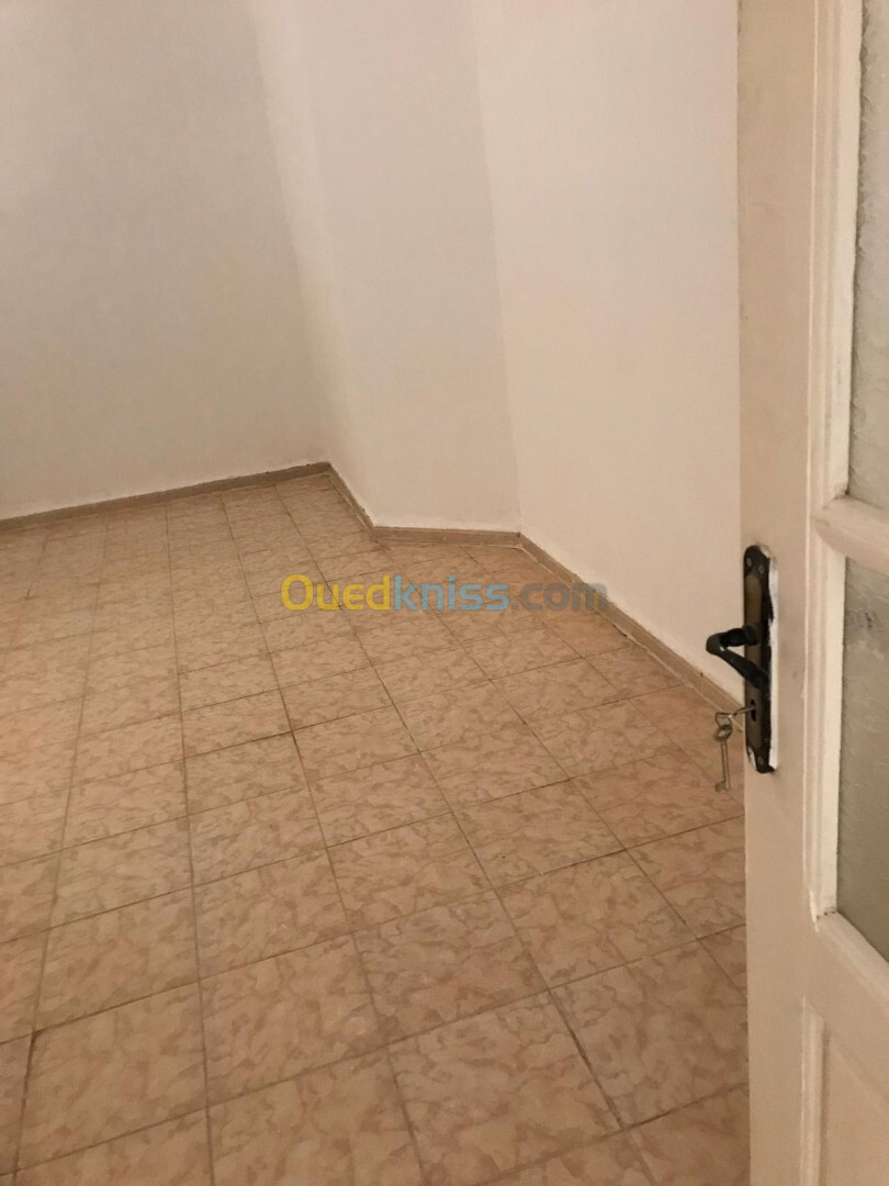 Vente Appartement F3 Oran Gdyel