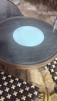 أثاث-الخارج-table-et-chaise-parassol-بئر-الجير-وهران-الجزائر