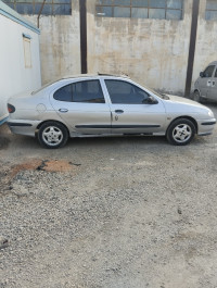 voitures-renault-megane-1-1999-bachdjerrah-alger-algerie