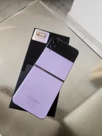 SAMSUNG Galaxy ZFlip 4