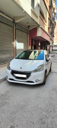 سيارات-peugeot-208-2015-allure-شلغوم-العيد-ميلة-الجزائر