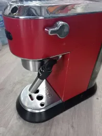 Cafetière Delonghi dedica 15 bar