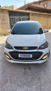 voitures-chevrolet-new-spark-2022-elegance-hamma-bouziane-constantine-algerie