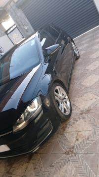 سيارات-volkswagen-golf-7-2014-الأخضرية-البويرة-الجزائر