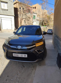 voitures-toyota-urban-cruiser-2023-arris-batna-algerie