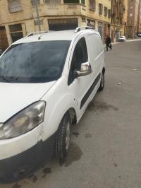 السيارات-النفعية-peugeot-partner-2013-ɓ9-برج-البحري-الجزائر
