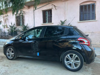 voitures-peugeot-208-2013-bou-ismail-tipaza-algerie