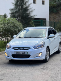 voitures-hyundai-accent-rb-4-portes-2013-medea-algerie