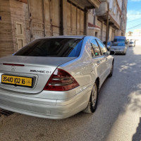 voitures-mercedes-classe-c-2002-classic-baraki-alger-algerie