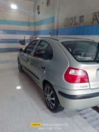 voitures-renault-megane-1-2000-tebessa-algerie