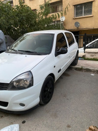 voitures-renault-clio-campus-2014-extrem-tizi-ouzou-algerie