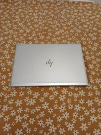 HP ELITEBOOK G5 RYZEN 5 PRO 2500U VEGA 8 15.6" 