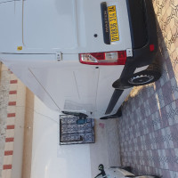 automobiles-renault-master-2014-chassis-moyen-ain-mlila-oum-el-bouaghi-algerie