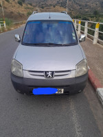 voitures-peugeot-partner-2003-akbou-bejaia-algerie