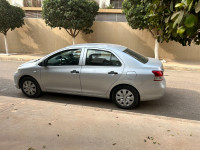 voitures-toyota-yaris-sedan-2011-bir-el-djir-oran-algerie