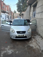 voitures-kia-picanto-2008-funny-blida-algerie