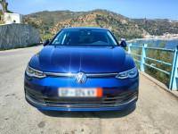 voitures-volkswagen-golf-8-2023-algerie