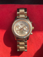 femmes-montre-a-vendre-batna-algerie