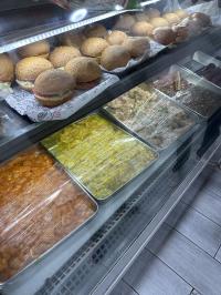 فندقة-و-إطعام-قاعات-خدام-في-فاست-فود-بن-عكنون-الجزائر