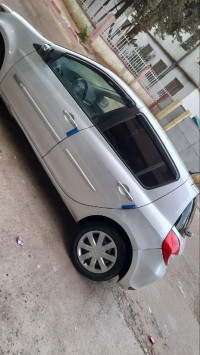 voitures-renault-clio-3-2012-hammedi-boumerdes-algerie