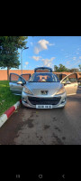 voitures-peugeot-207-2010-allure-khraissia-alger-algerie