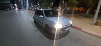 voitures-renault-clio-2-2002-extreme-misseghine-oran-algerie