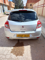 voitures-renault-clio-3-2010-djelfa-algerie