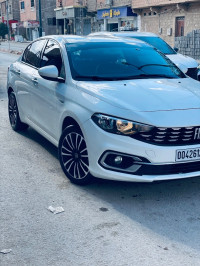 voitures-fiat-tipo-sedan-2023-life-bechar-algerie