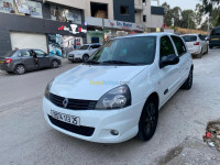 voitures-renault-clio-campus-2013-extreme-constantine-algerie