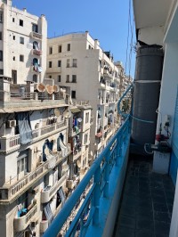 شقة-بيع-غرفتين-الجزائر-وسط