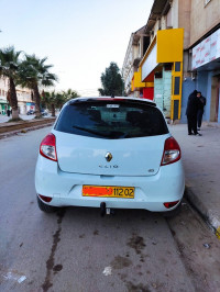 voitures-renault-clio-3-2012-night-and-day-boukadir-chlef-algerie