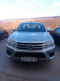 utilitaire-toyota-hilux-2018-ain-boucif-medea-algerie