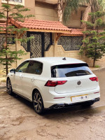 voitures-volkswagen-golf-8-2022-blida-algerie