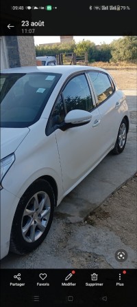 سيارات-peugeot-208-2013-active-مشدا-الله-البويرة-الجزائر