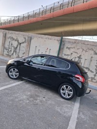 سيارات-peugeot-208-2012-allure-الجزائر-وسط