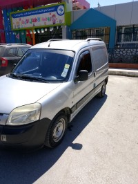 السيارات-النفعية-peugeot-partner-2009-المدية-الجزائر