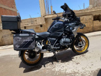 motos-scooters-bmw-1250-trible-black-2021-bou-ismail-tipaza-algerie