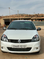 voitures-renault-clio-campus-2012-bye-chlef-algerie